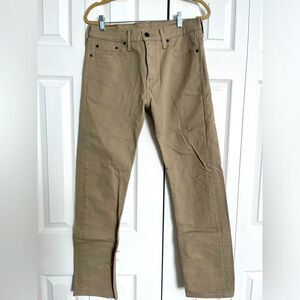 Levi Khaki Jeans. Size 32